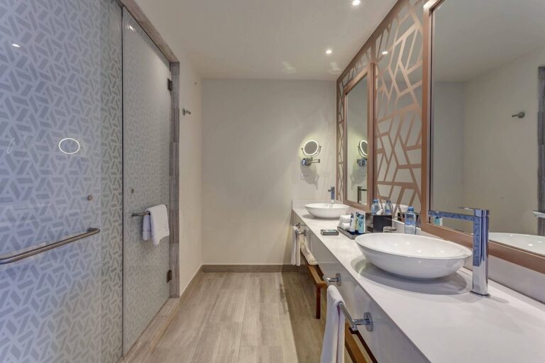 luxury-junior-suite-sunset